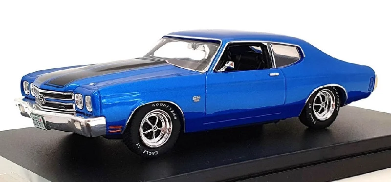 Antique cars restored to their former glory PRX Ixo Models 1/43 Scale PRD464 - 1970 Chevrolet Chevelle SS - Blue Antique cars restored to their former glory PRX Ixo Models 1/43 Scale PRD464 - 1970 Chevrolet Chevelle SS - Blue