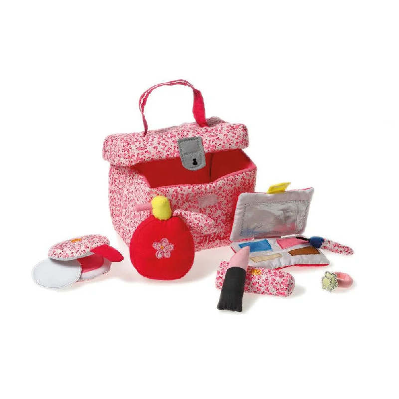 Plush toys for nurses with stethoscope - or syringe - shaped features Oskar and Ellen Beauty Box Petite Plush toys for nurses with stethoscope - or syringe - shaped features Oskar and Ellen Beauty Box Petite